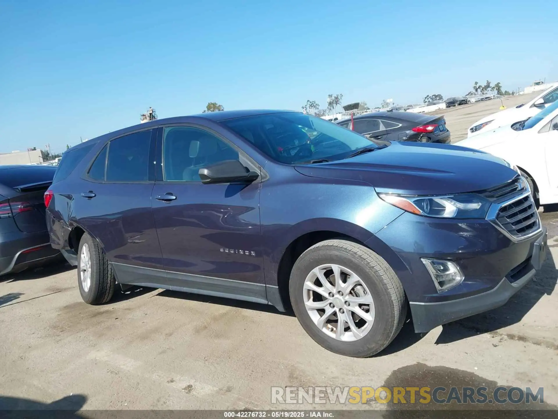 13 Photograph of a damaged car 3GNAXHEV9KL201413 CHEVROLET EQUINOX 2019