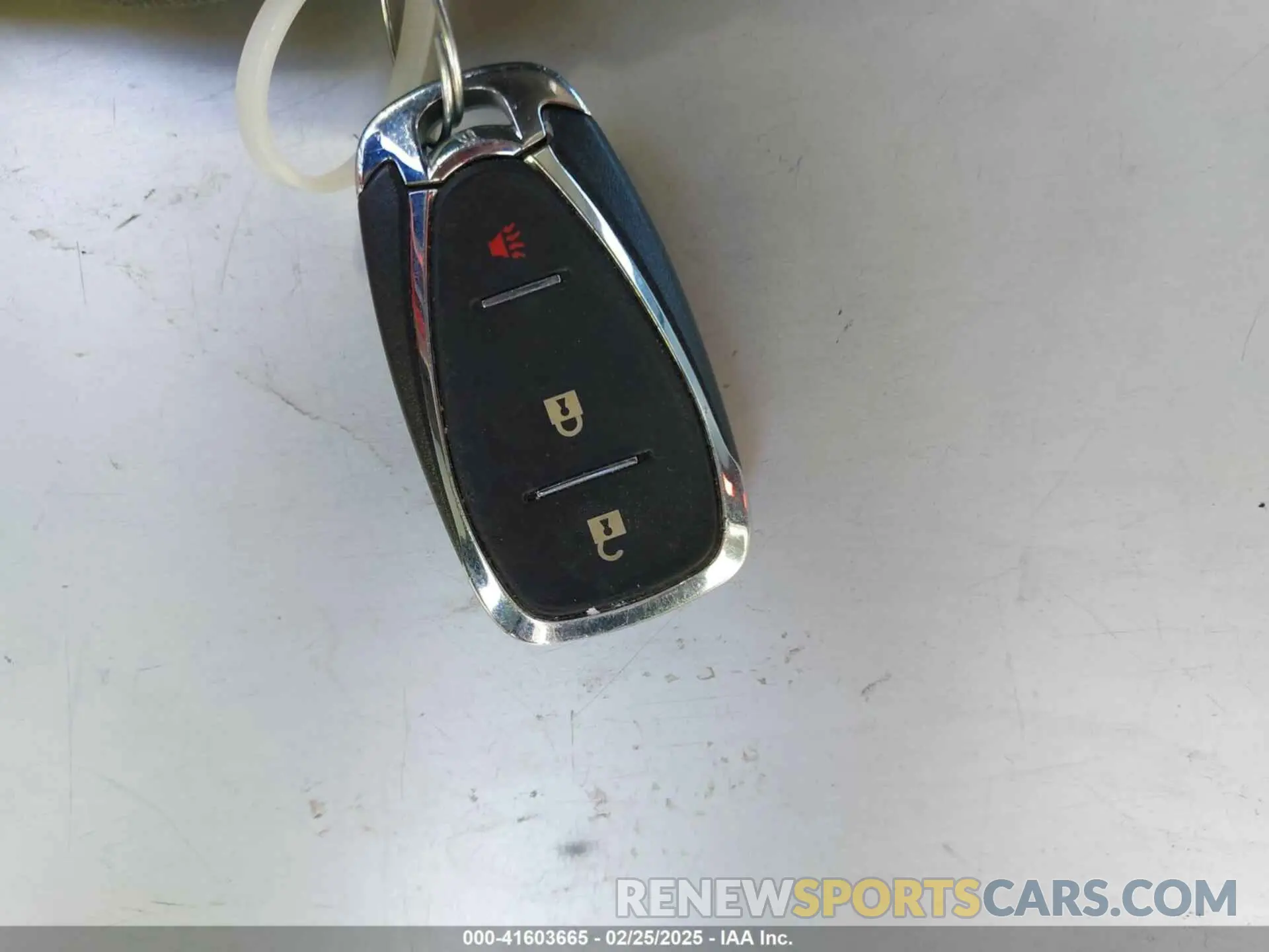 11 Photograph of a damaged car 3GNAXHEV9KL222505 CHEVROLET EQUINOX 2019