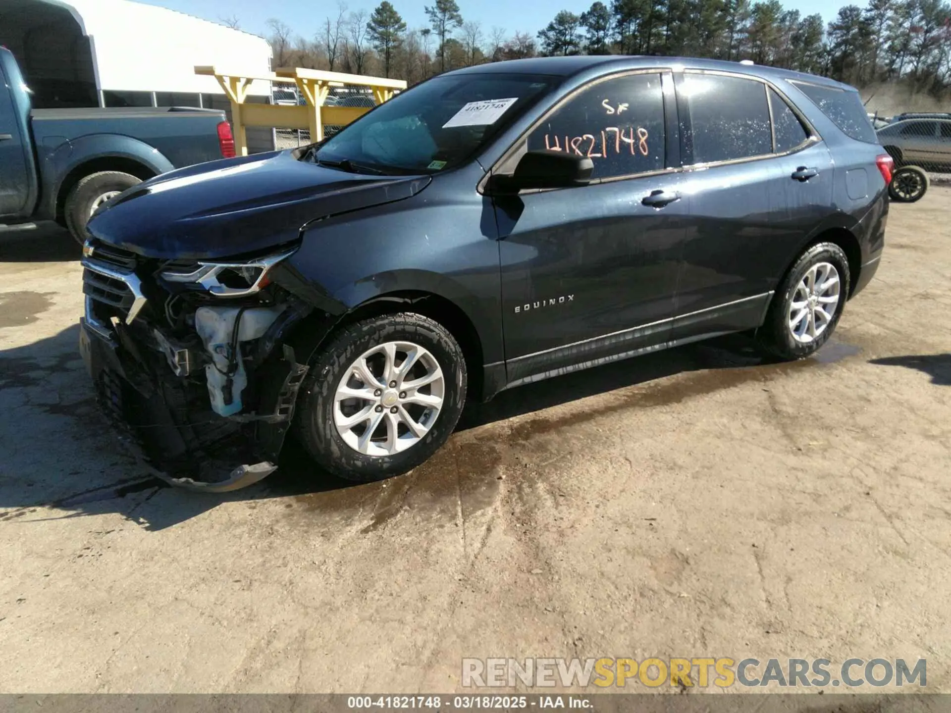 2 Photograph of a damaged car 3GNAXHEV9KL240938 CHEVROLET EQUINOX 2019
