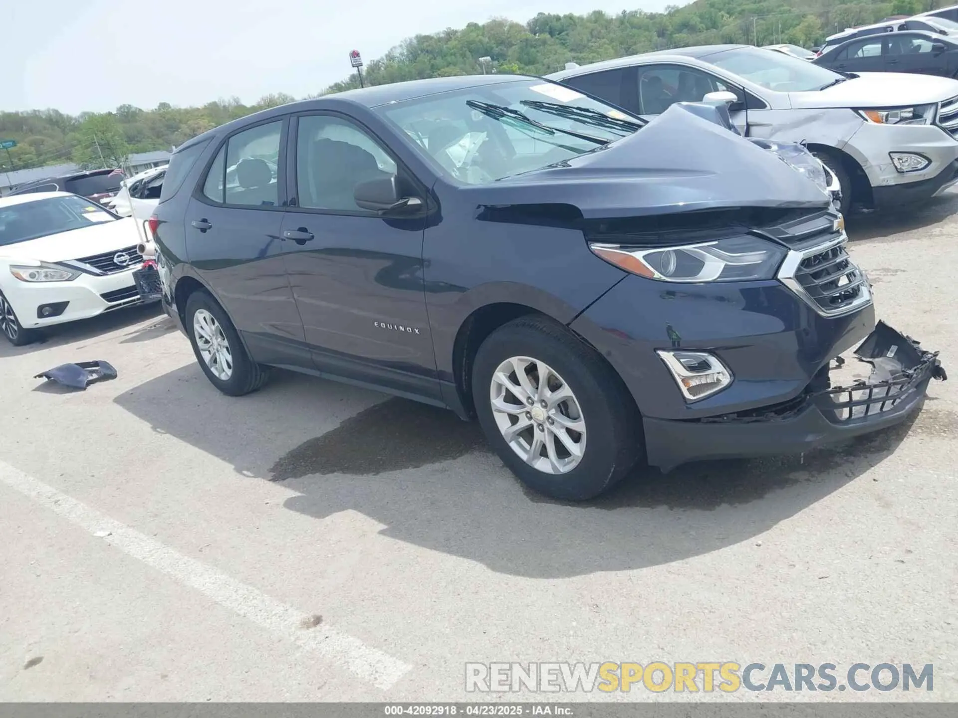 1 Photograph of a damaged car 3GNAXHEV9KL244293 CHEVROLET EQUINOX 2019