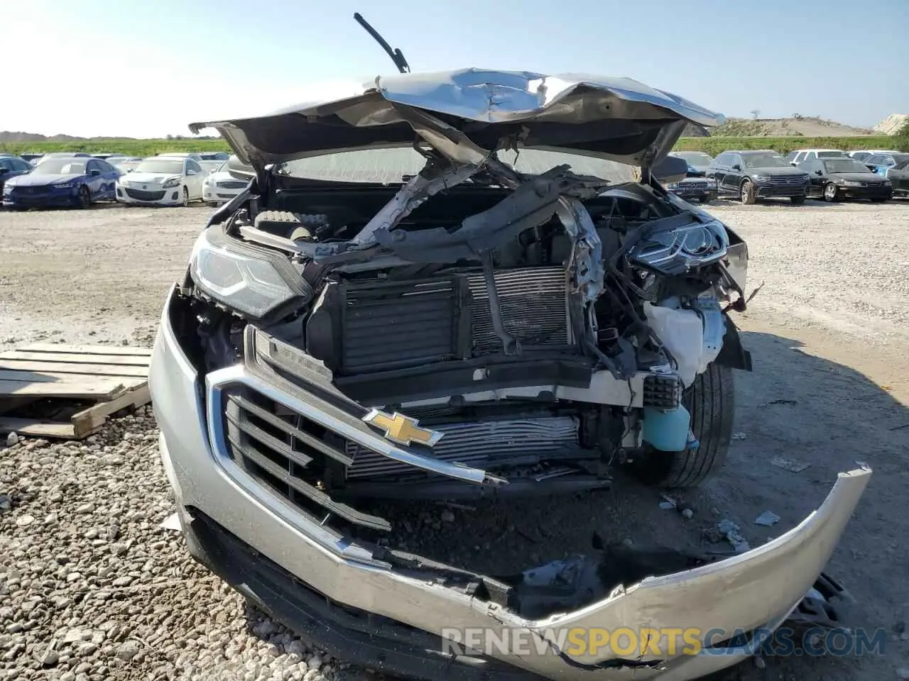 5 Photograph of a damaged car 3GNAXHEV9KS600991 CHEVROLET EQUINOX 2019