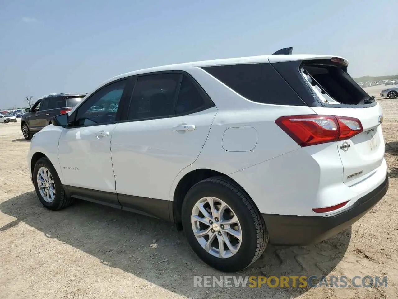 2 Photograph of a damaged car 3GNAXHEV9KS641816 CHEVROLET EQUINOX 2019