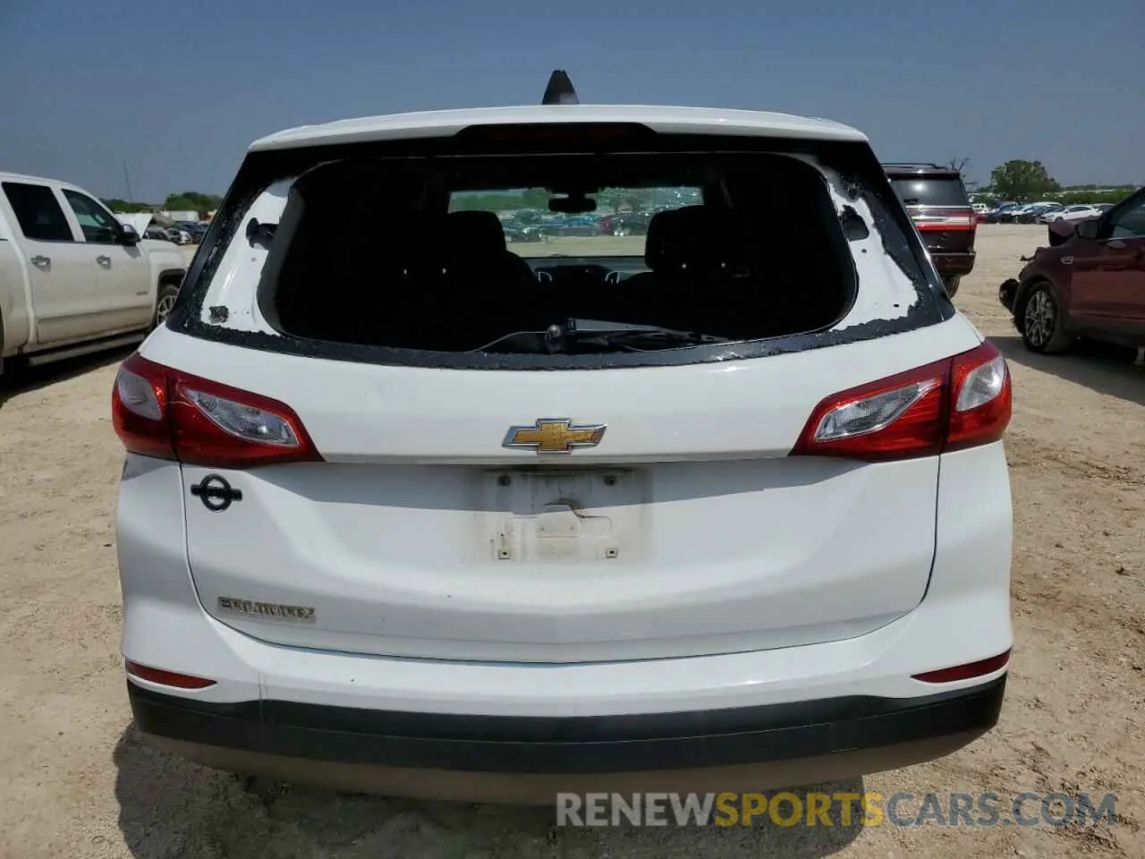 6 Photograph of a damaged car 3GNAXHEV9KS641816 CHEVROLET EQUINOX 2019