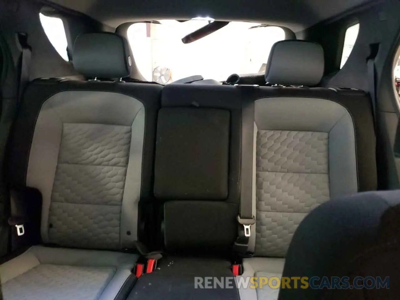 10 Photograph of a damaged car 3GNAXHEV9KS650144 CHEVROLET EQUINOX 2019