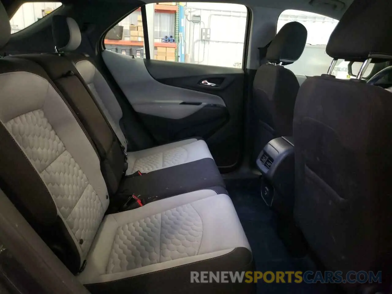 11 Photograph of a damaged car 3GNAXHEV9KS650144 CHEVROLET EQUINOX 2019
