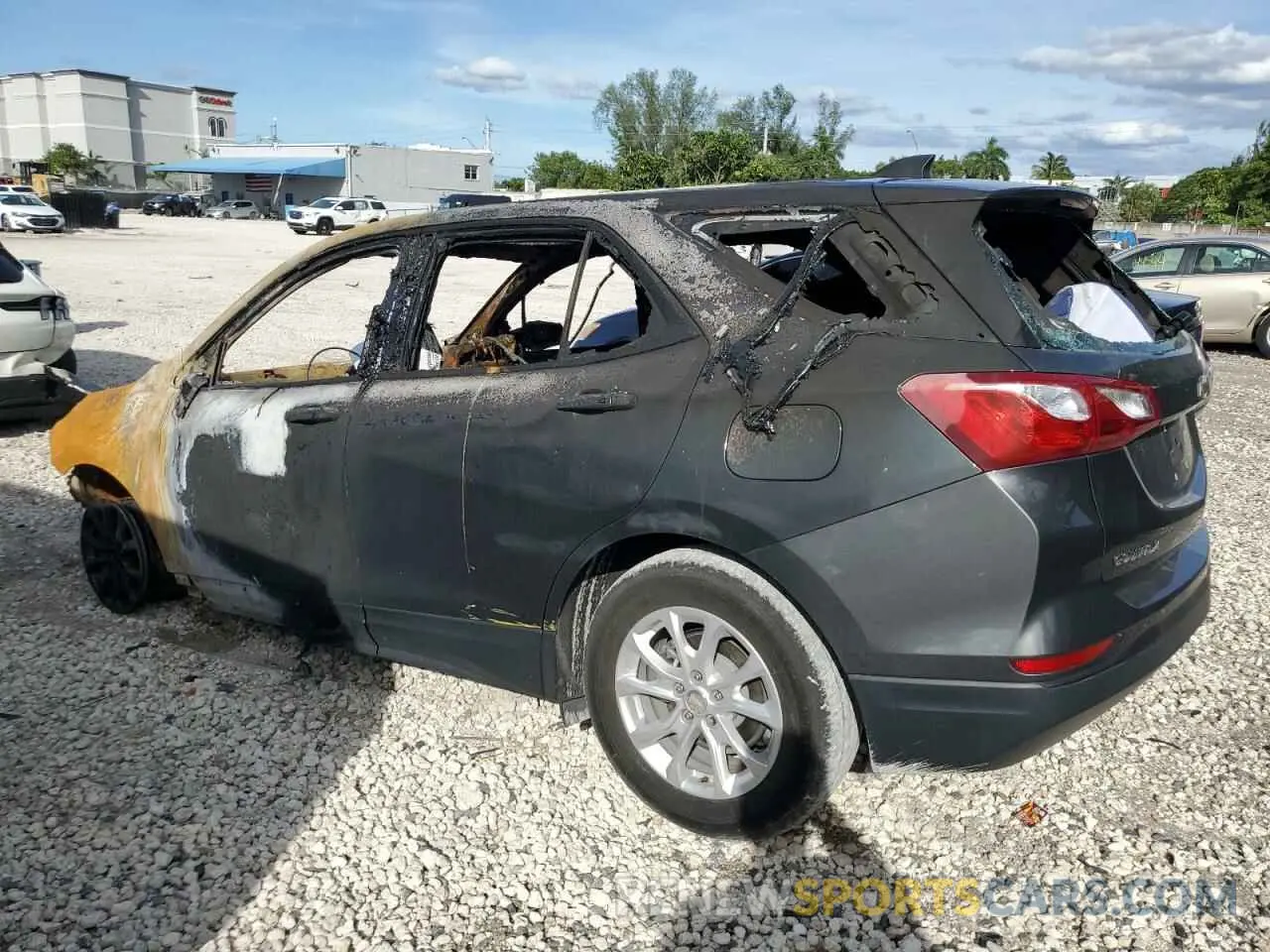 2 Photograph of a damaged car 3GNAXHEV9KS651245 CHEVROLET EQUINOX 2019