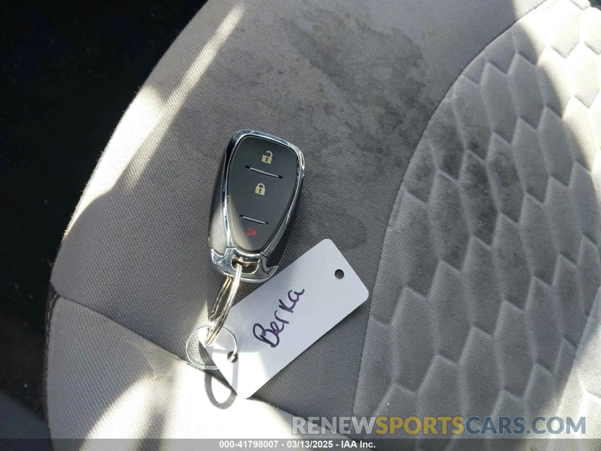 11 Photograph of a damaged car 3GNAXHEV9KS664142 CHEVROLET EQUINOX 2019