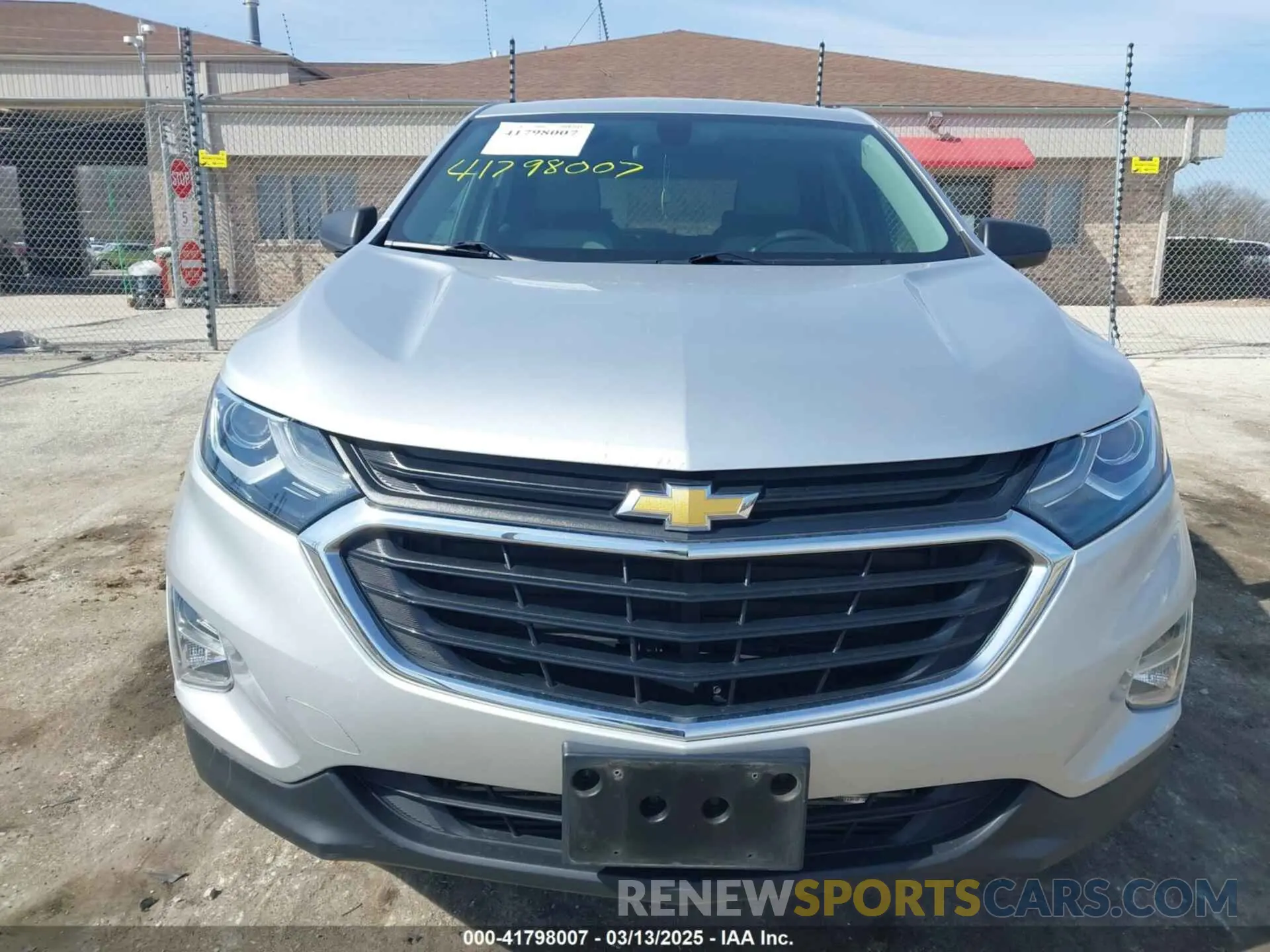 12 Photograph of a damaged car 3GNAXHEV9KS664142 CHEVROLET EQUINOX 2019