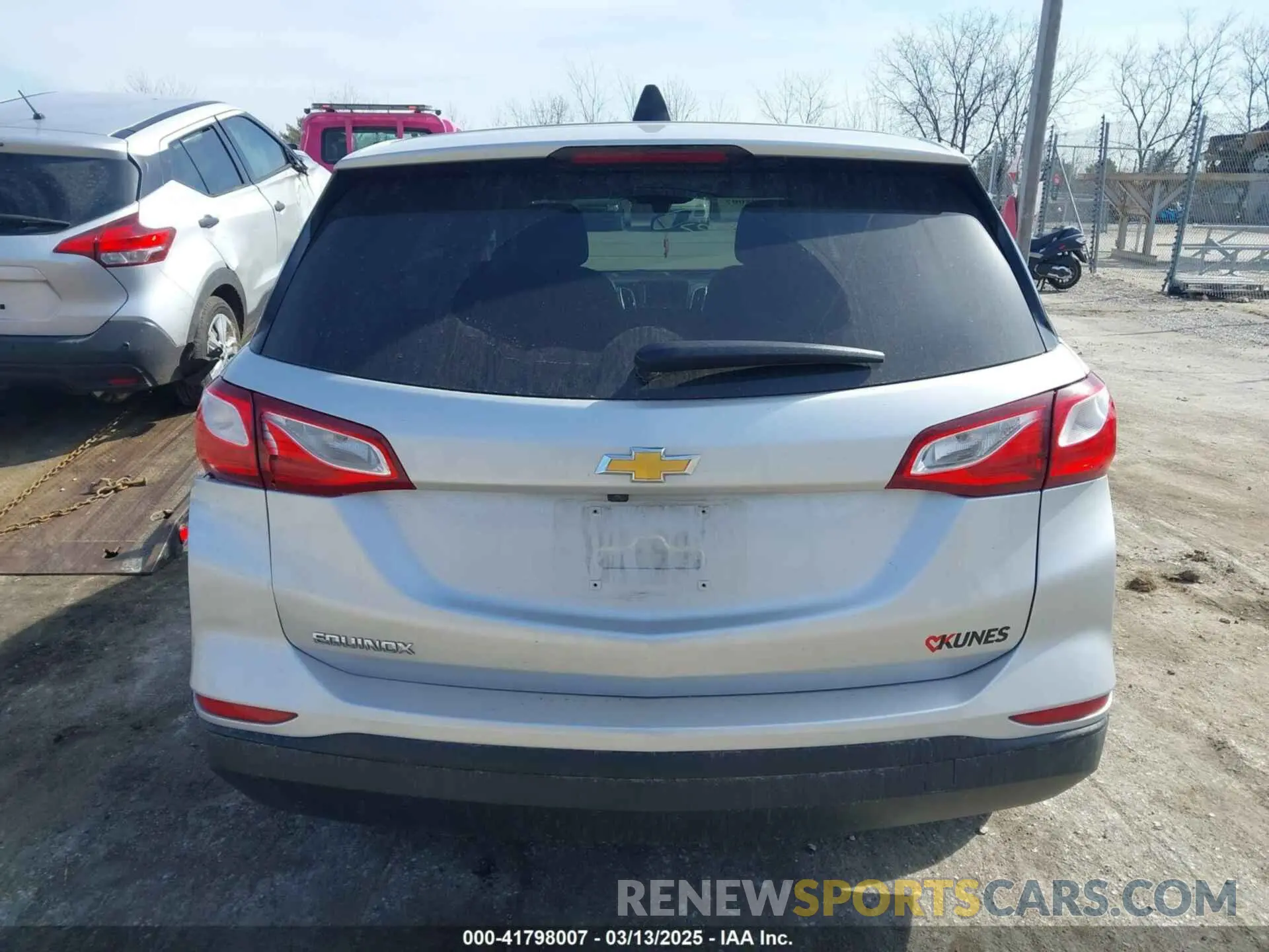 16 Photograph of a damaged car 3GNAXHEV9KS664142 CHEVROLET EQUINOX 2019