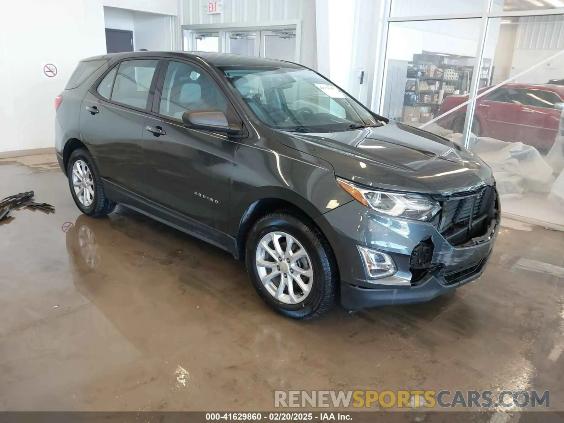 1 Photograph of a damaged car 3GNAXHEV9KS666828 CHEVROLET EQUINOX 2019
