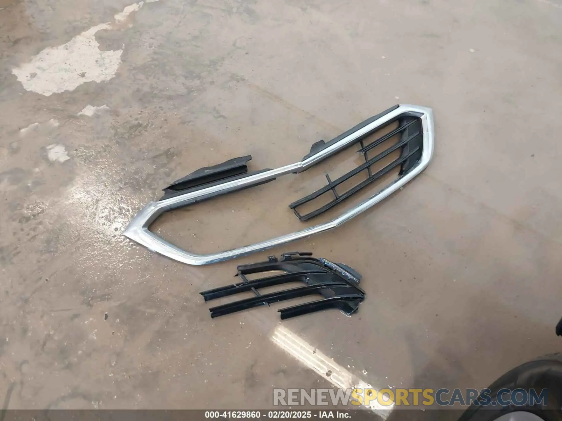 12 Photograph of a damaged car 3GNAXHEV9KS666828 CHEVROLET EQUINOX 2019