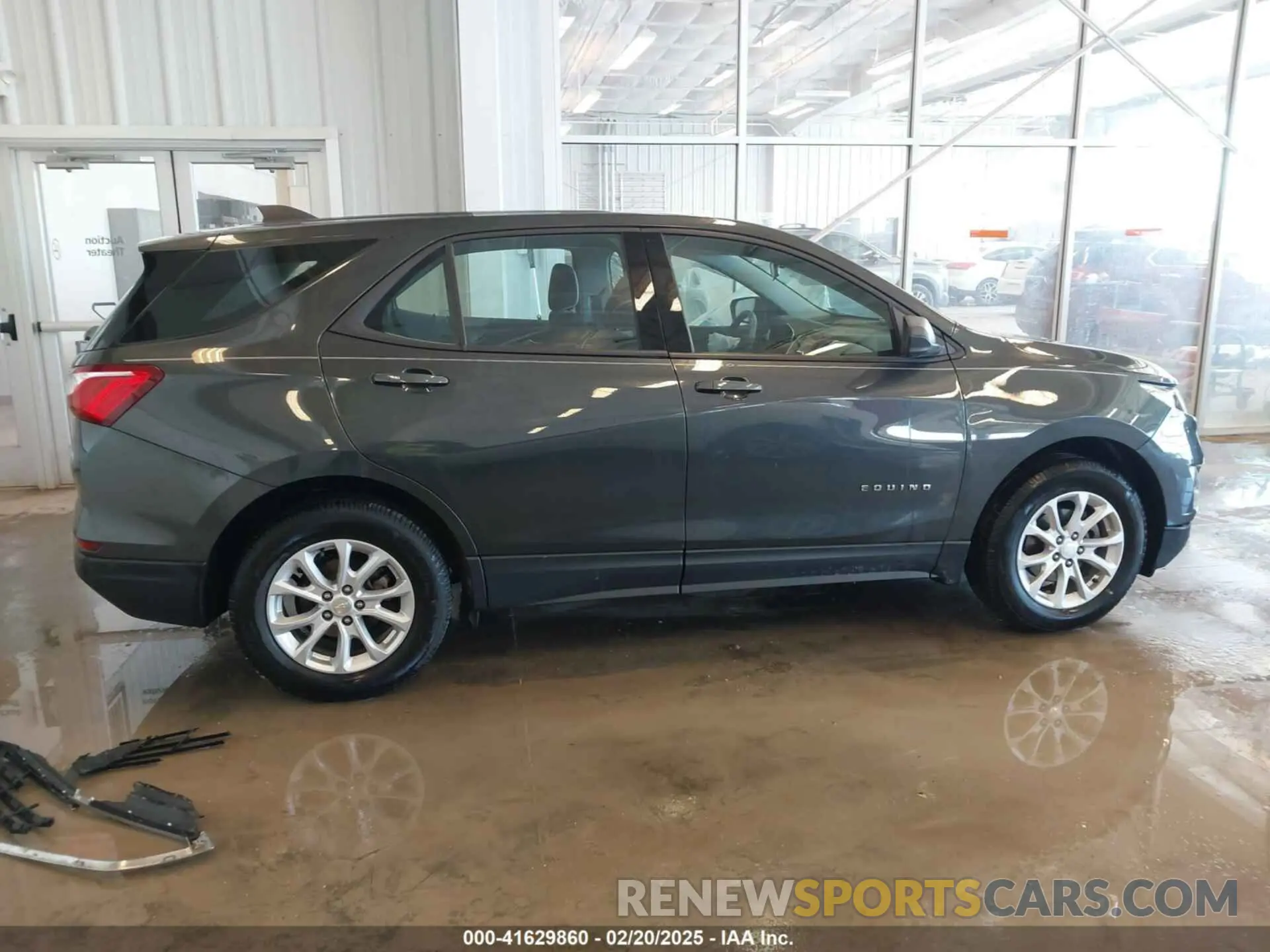 14 Photograph of a damaged car 3GNAXHEV9KS666828 CHEVROLET EQUINOX 2019