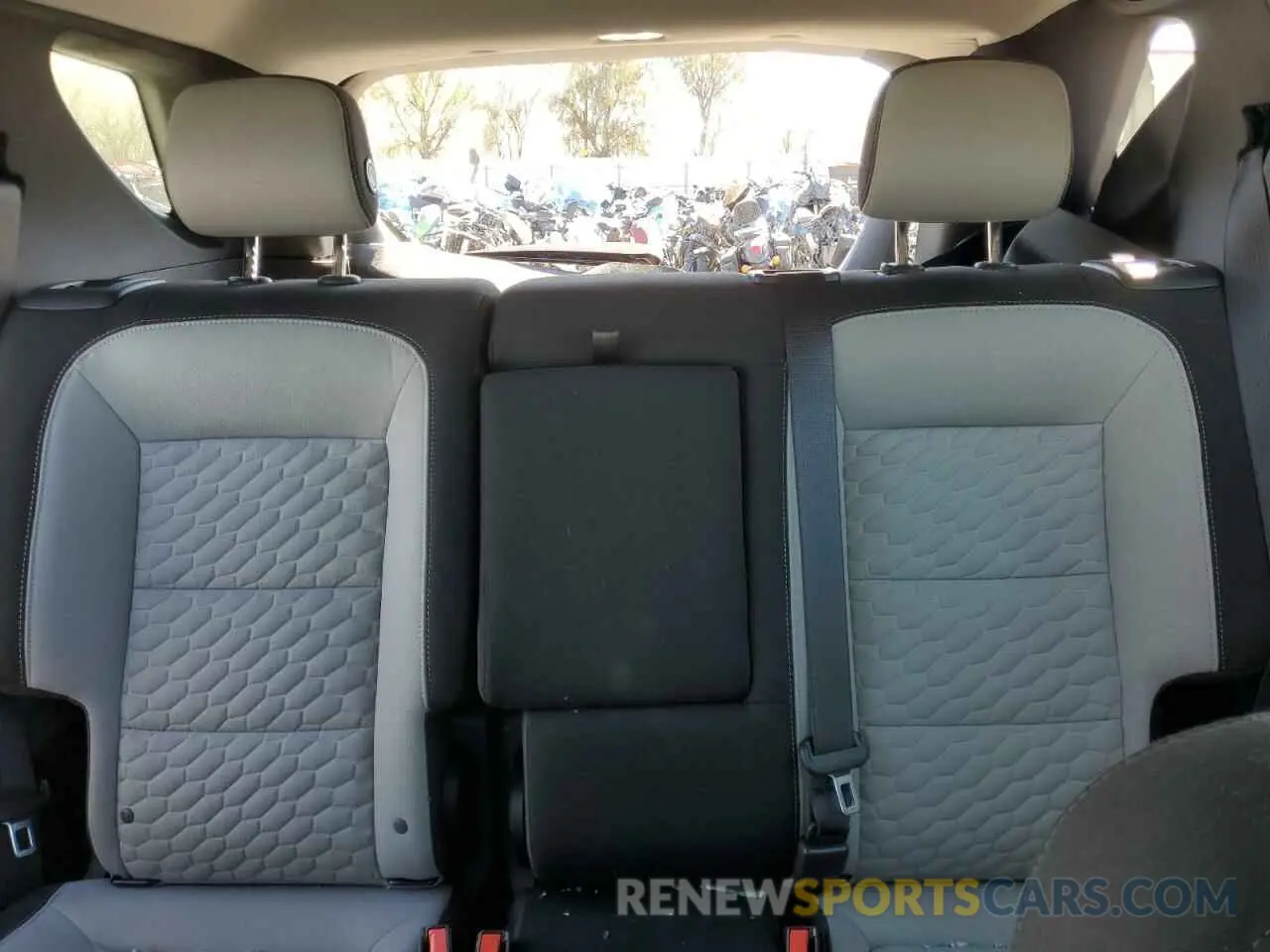 10 Photograph of a damaged car 3GNAXHEVXKL116192 CHEVROLET EQUINOX 2019