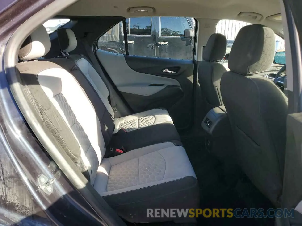 11 Photograph of a damaged car 3GNAXHEVXKS514900 CHEVROLET EQUINOX 2019