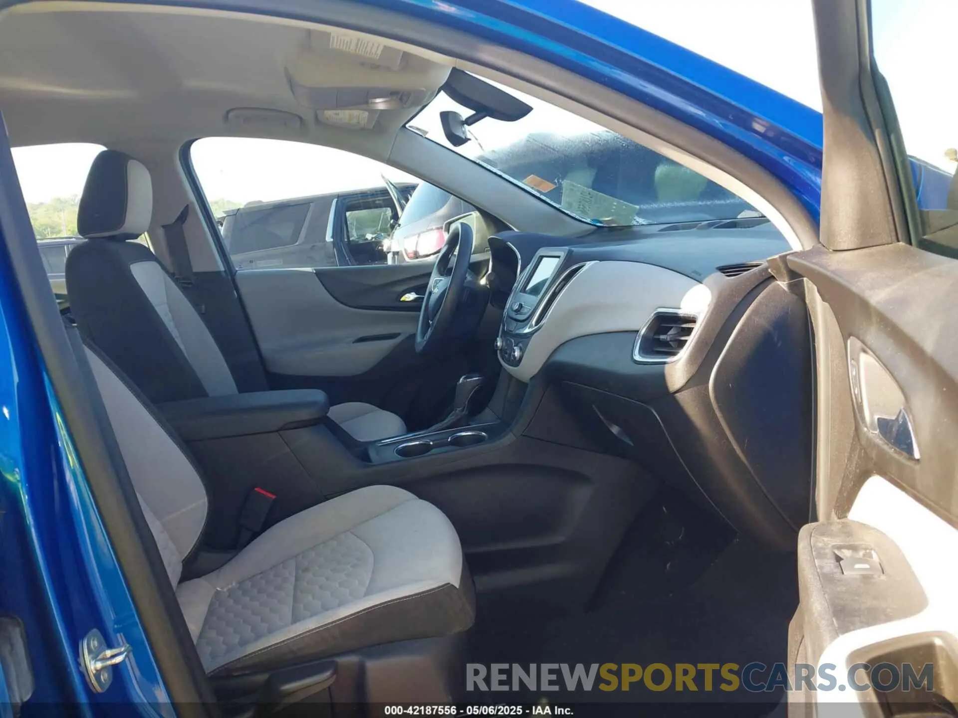 5 Photograph of a damaged car 3GNAXHEVXKS532958 CHEVROLET EQUINOX 2019