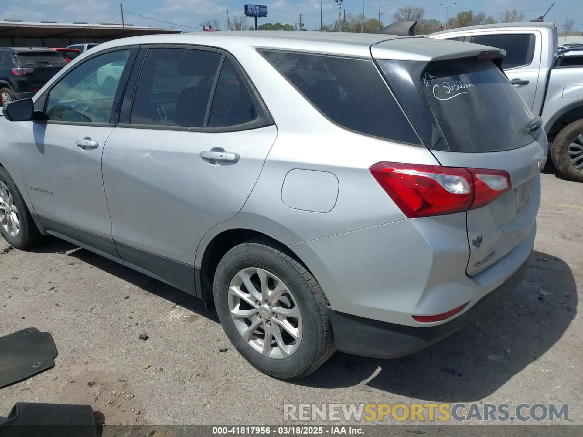 3 Photograph of a damaged car 3GNAXHEVXKS539151 CHEVROLET EQUINOX 2019