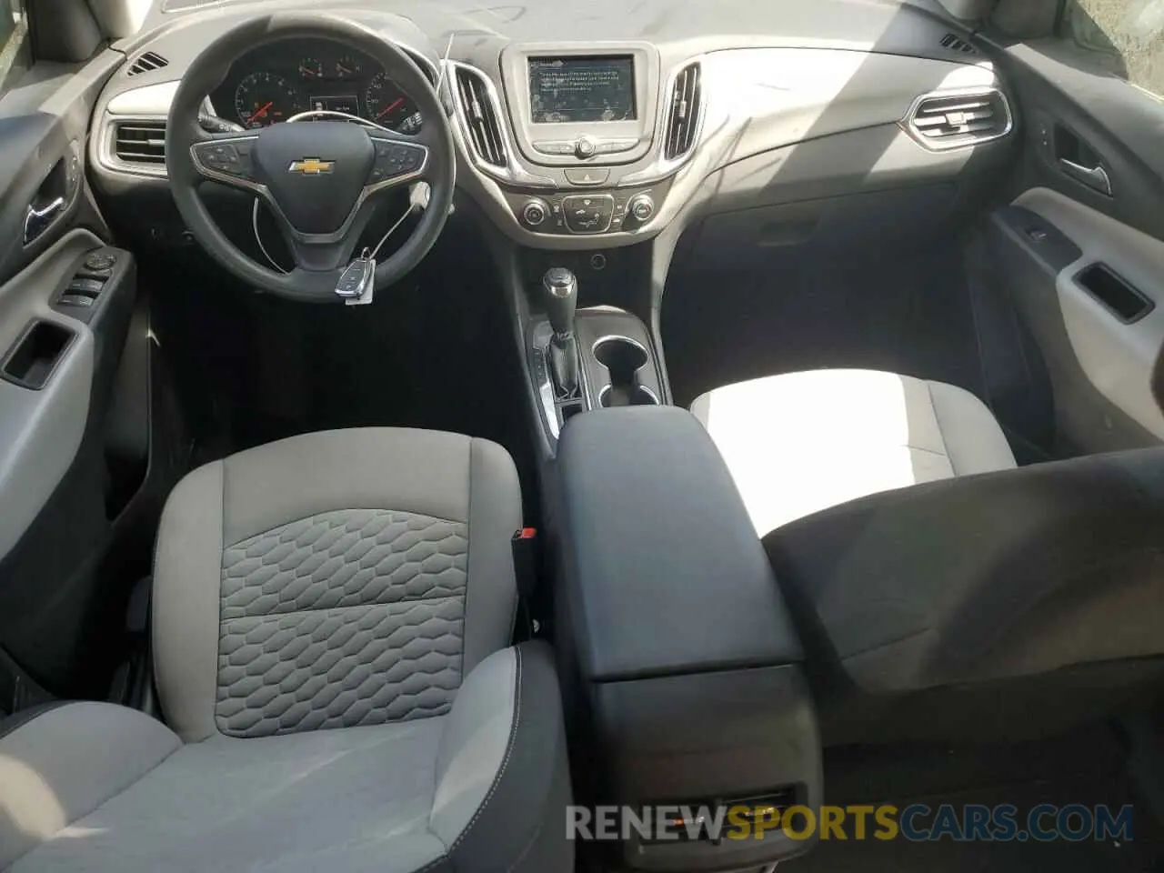 8 Photograph of a damaged car 3GNAXHEVXKS638276 CHEVROLET EQUINOX 2019