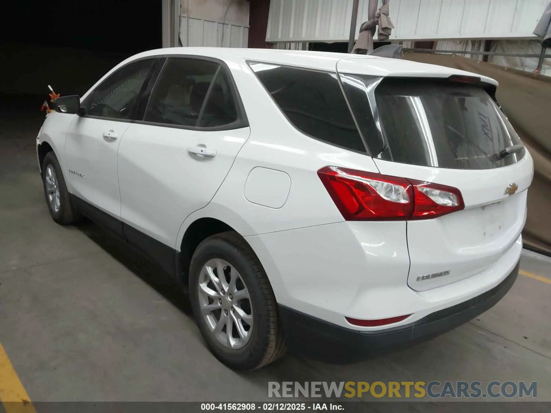 3 Photograph of a damaged car 3GNAXHEVXKS674856 CHEVROLET EQUINOX 2019