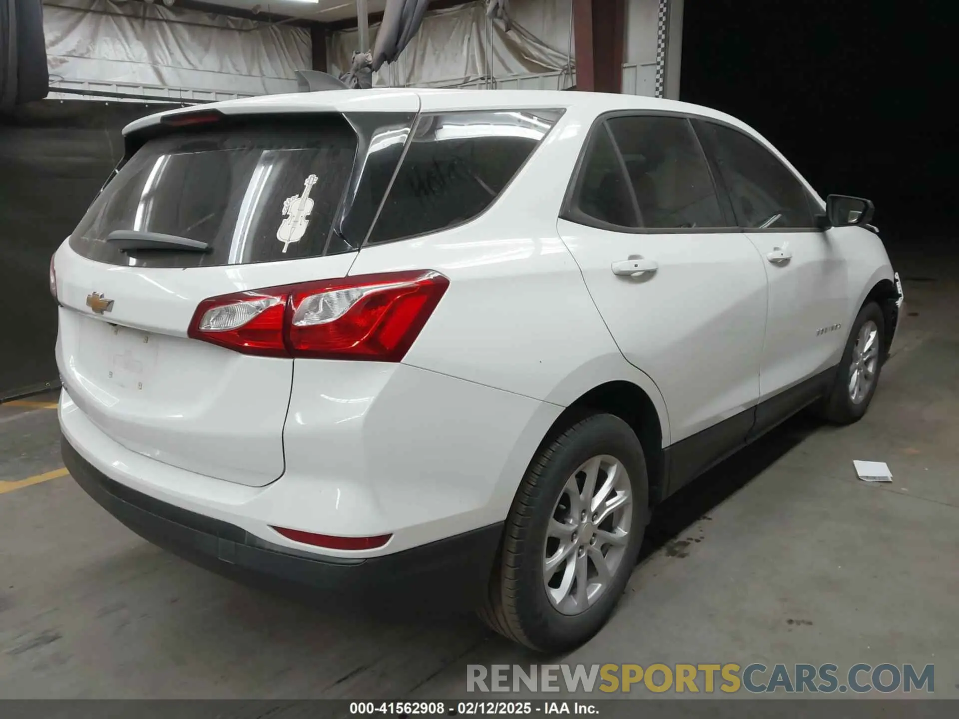 4 Photograph of a damaged car 3GNAXHEVXKS674856 CHEVROLET EQUINOX 2019