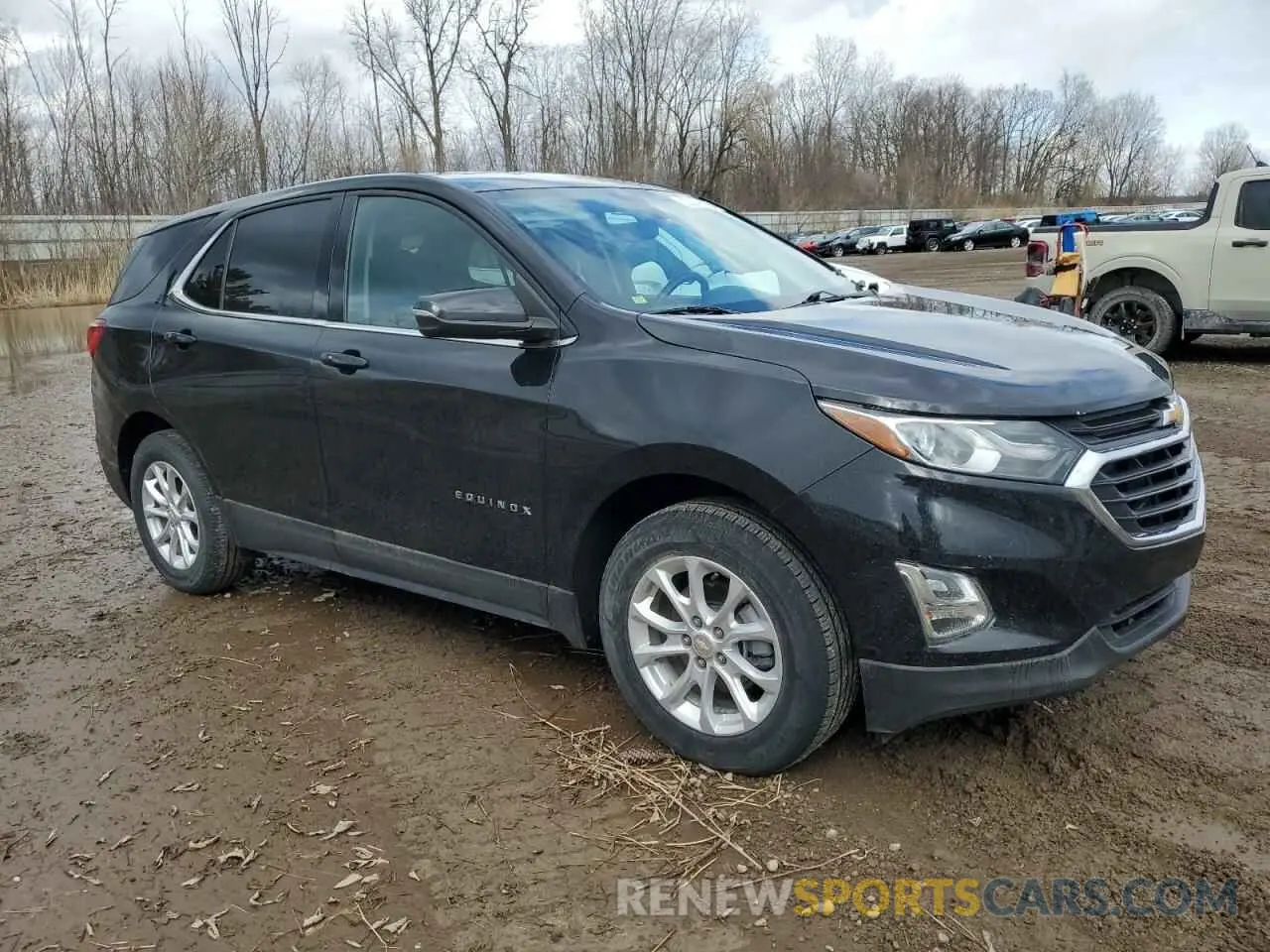 4 Photograph of a damaged car 3GNAXJEV0KL323309 CHEVROLET EQUINOX 2019