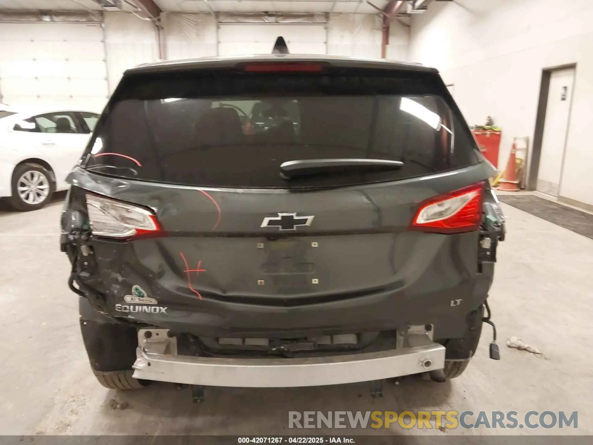 16 Photograph of a damaged car 3GNAXJEV1KS665969 CHEVROLET EQUINOX 2019