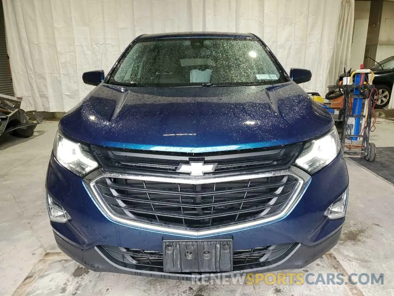 5 Photograph of a damaged car 3GNAXJEV2KL311906 CHEVROLET EQUINOX 2019