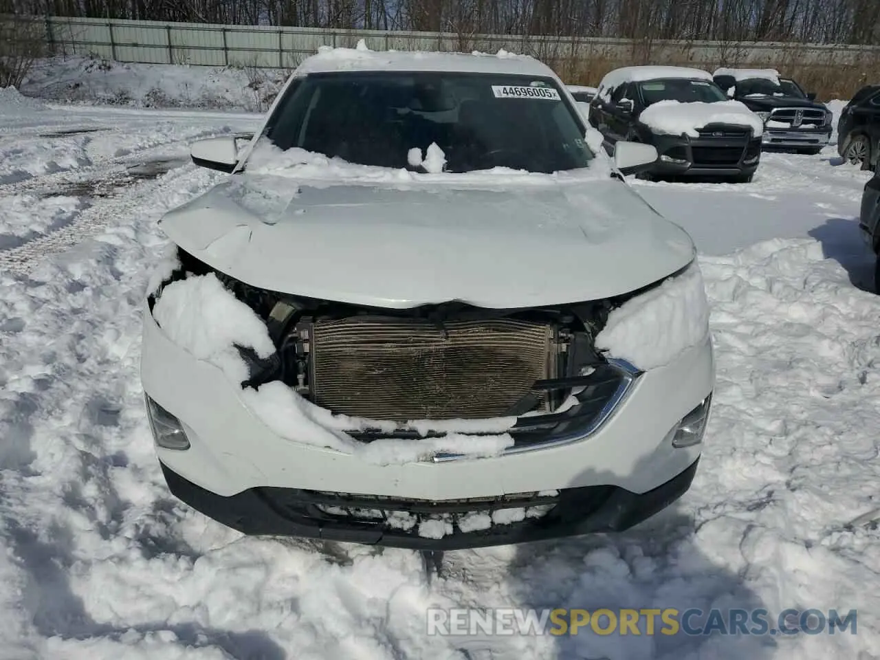 5 Photograph of a damaged car 3GNAXJEV2KS616330 CHEVROLET EQUINOX 2019