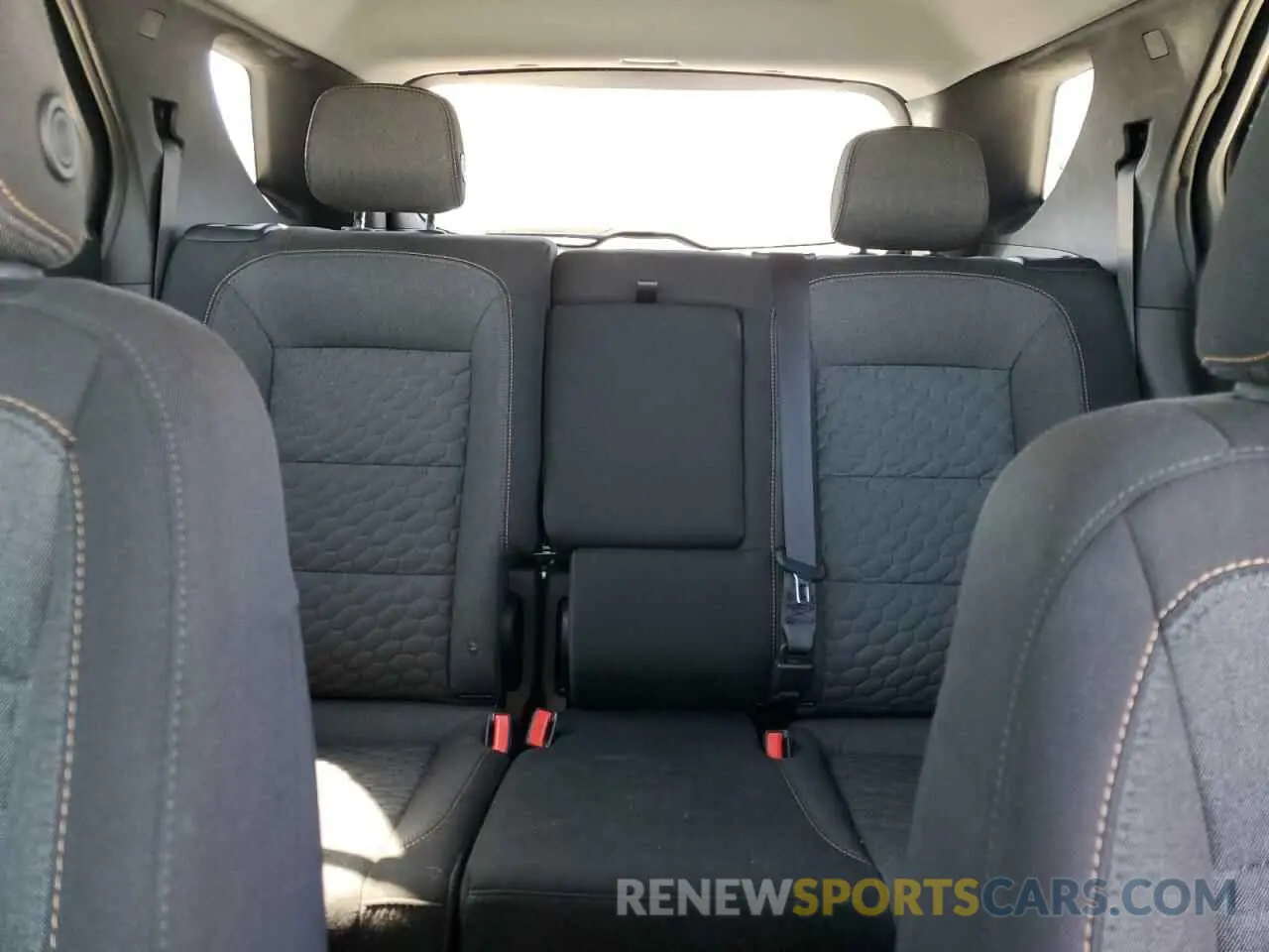 10 Photograph of a damaged car 3GNAXJEV3KS594340 CHEVROLET EQUINOX 2019
