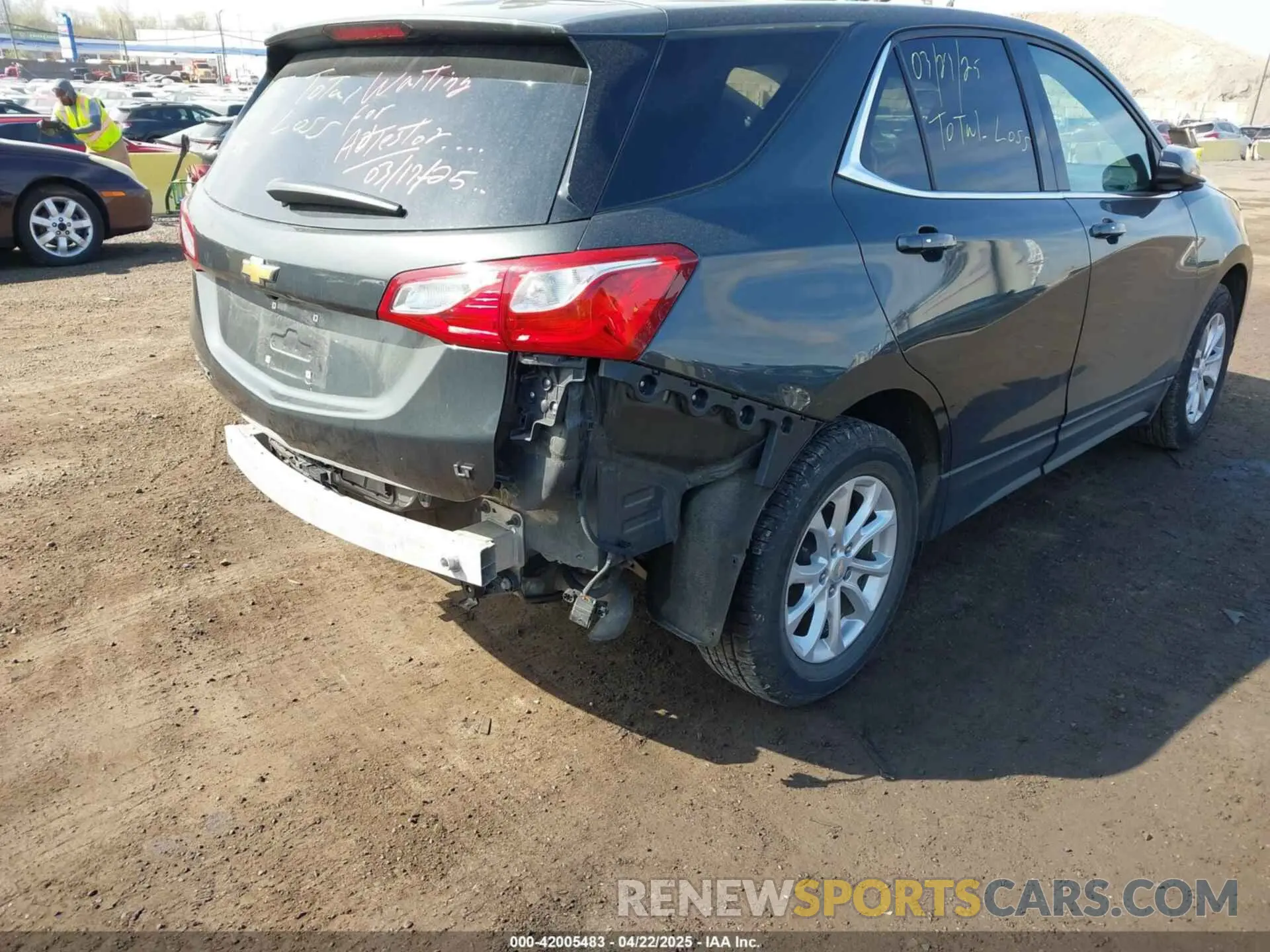 19 Photograph of a damaged car 3GNAXJEV3KS615879 CHEVROLET EQUINOX 2019
