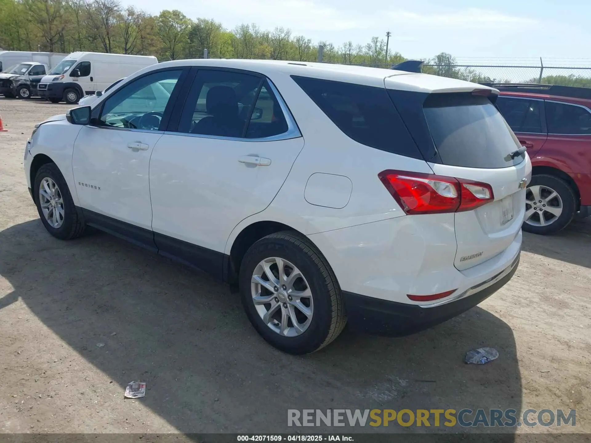 3 Photograph of a damaged car 3GNAXJEV3KS631578 CHEVROLET EQUINOX 2019