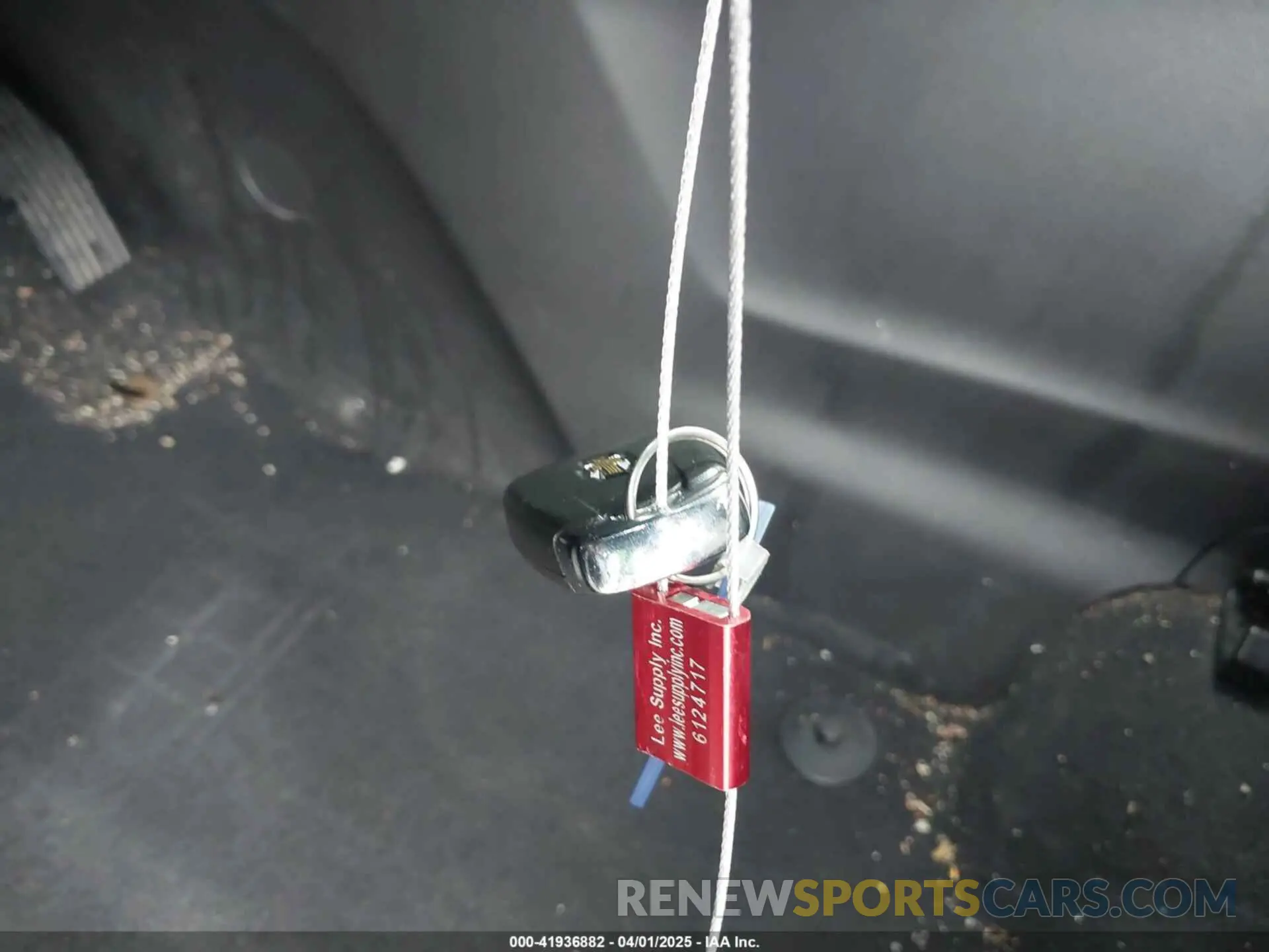 11 Photograph of a damaged car 3GNAXJEV3KS680375 CHEVROLET EQUINOX 2019