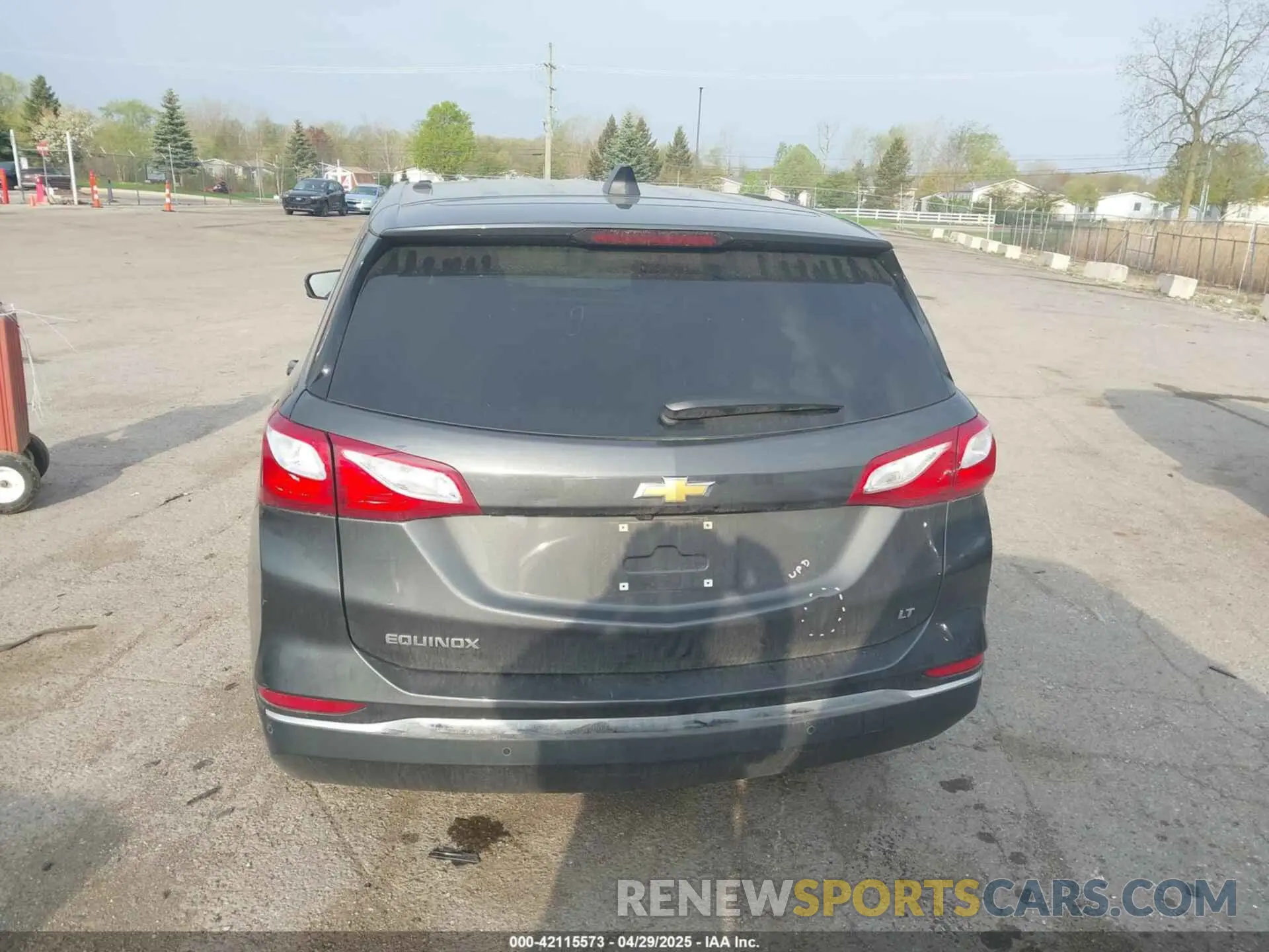 16 Photograph of a damaged car 3GNAXJEV4KL336550 CHEVROLET EQUINOX 2019