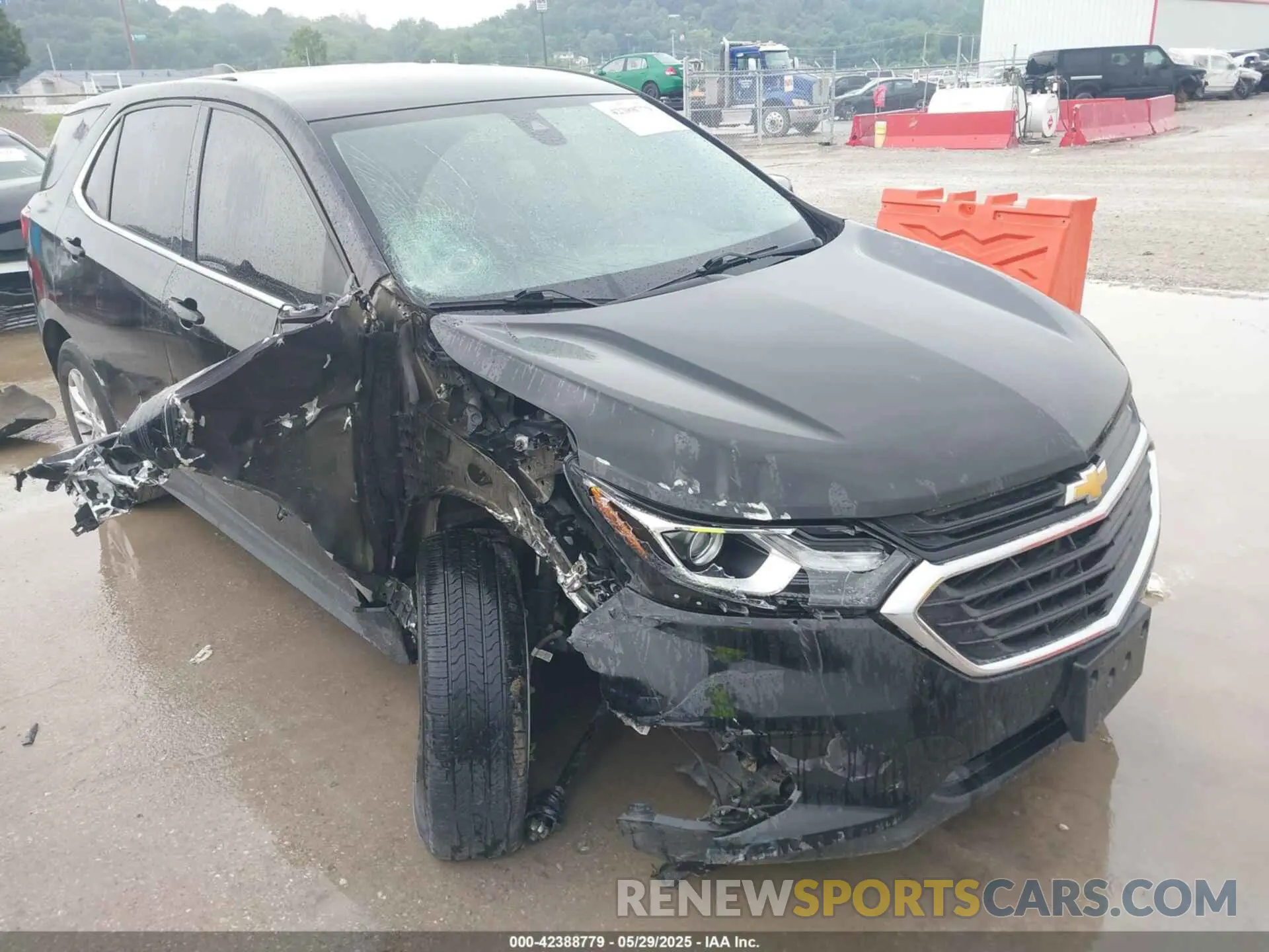 1 Photograph of a damaged car 3GNAXJEV4KL389393 CHEVROLET EQUINOX 2019
