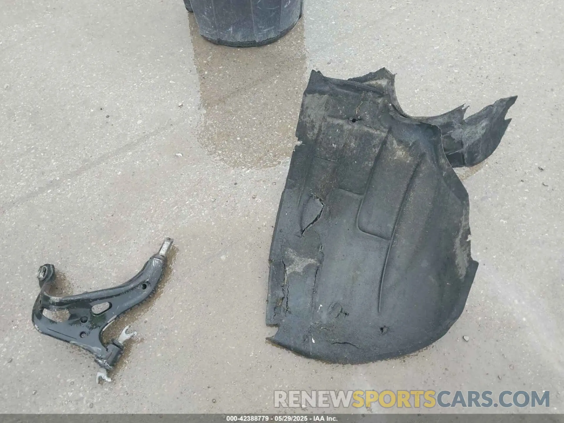 12 Photograph of a damaged car 3GNAXJEV4KL389393 CHEVROLET EQUINOX 2019