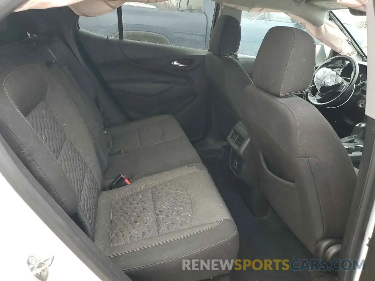 11 Photograph of a damaged car 3GNAXJEV5KS620999 CHEVROLET EQUINOX 2019