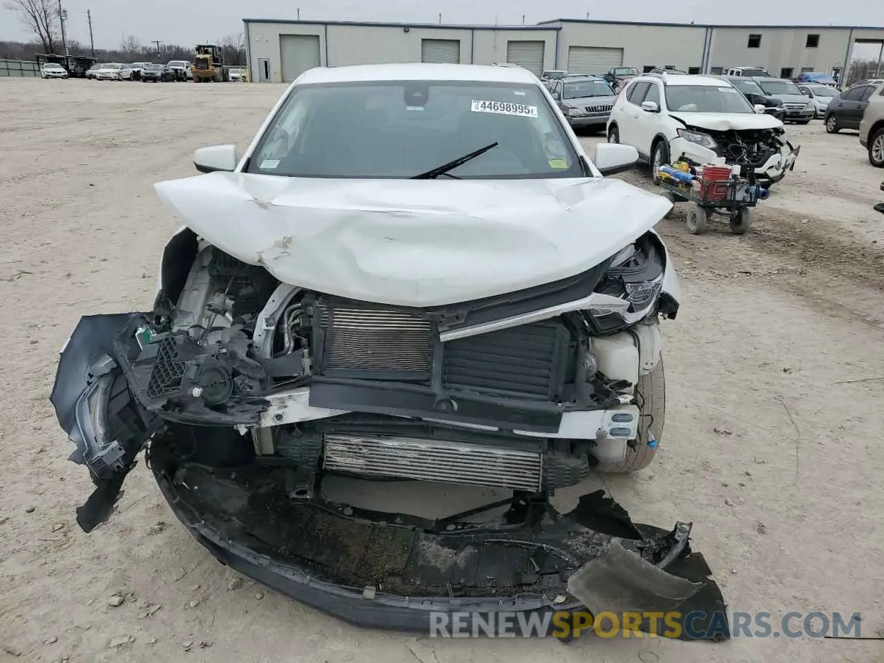5 Photograph of a damaged car 3GNAXJEV5KS620999 CHEVROLET EQUINOX 2019