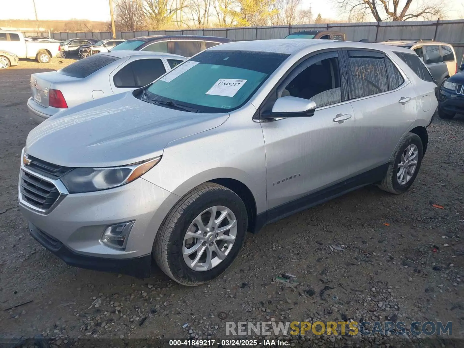 2 Photograph of a damaged car 3GNAXJEV6KS601880 CHEVROLET EQUINOX 2019