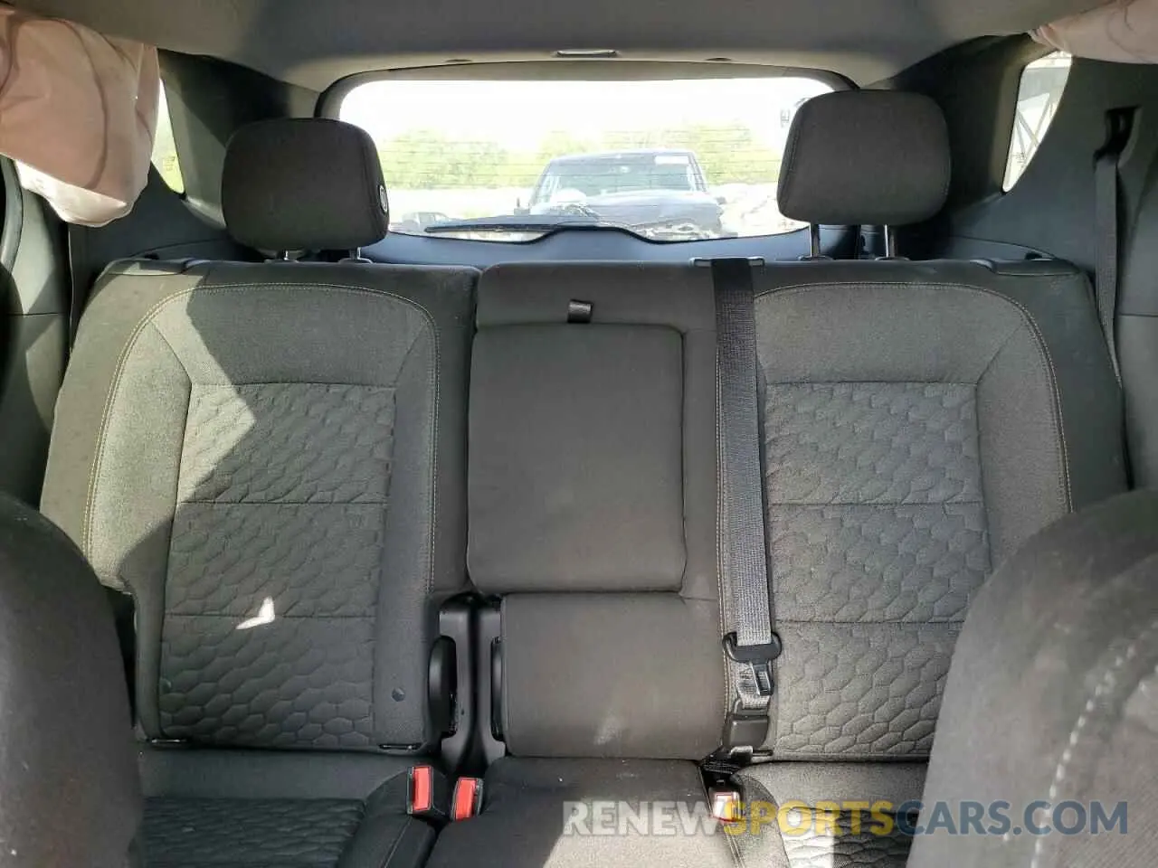 10 Photograph of a damaged car 3GNAXJEV6KS651646 CHEVROLET EQUINOX 2019