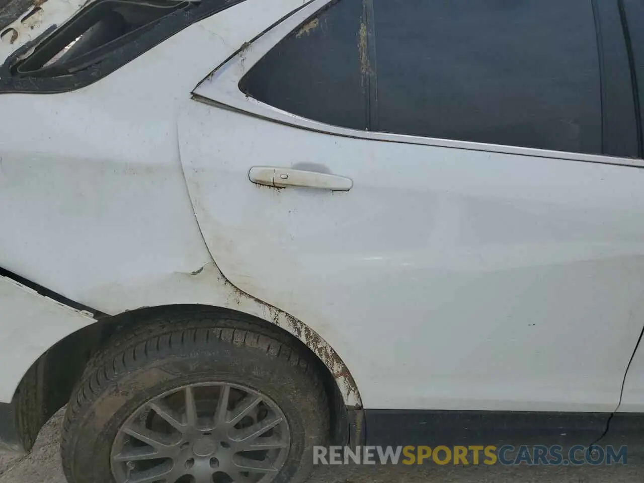 11 Photograph of a damaged car 3GNAXJEV7KS638369 CHEVROLET EQUINOX 2019