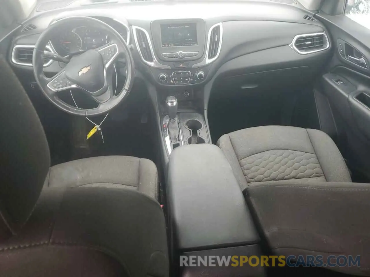 8 Photograph of a damaged car 3GNAXJEV7KS643880 CHEVROLET EQUINOX 2019