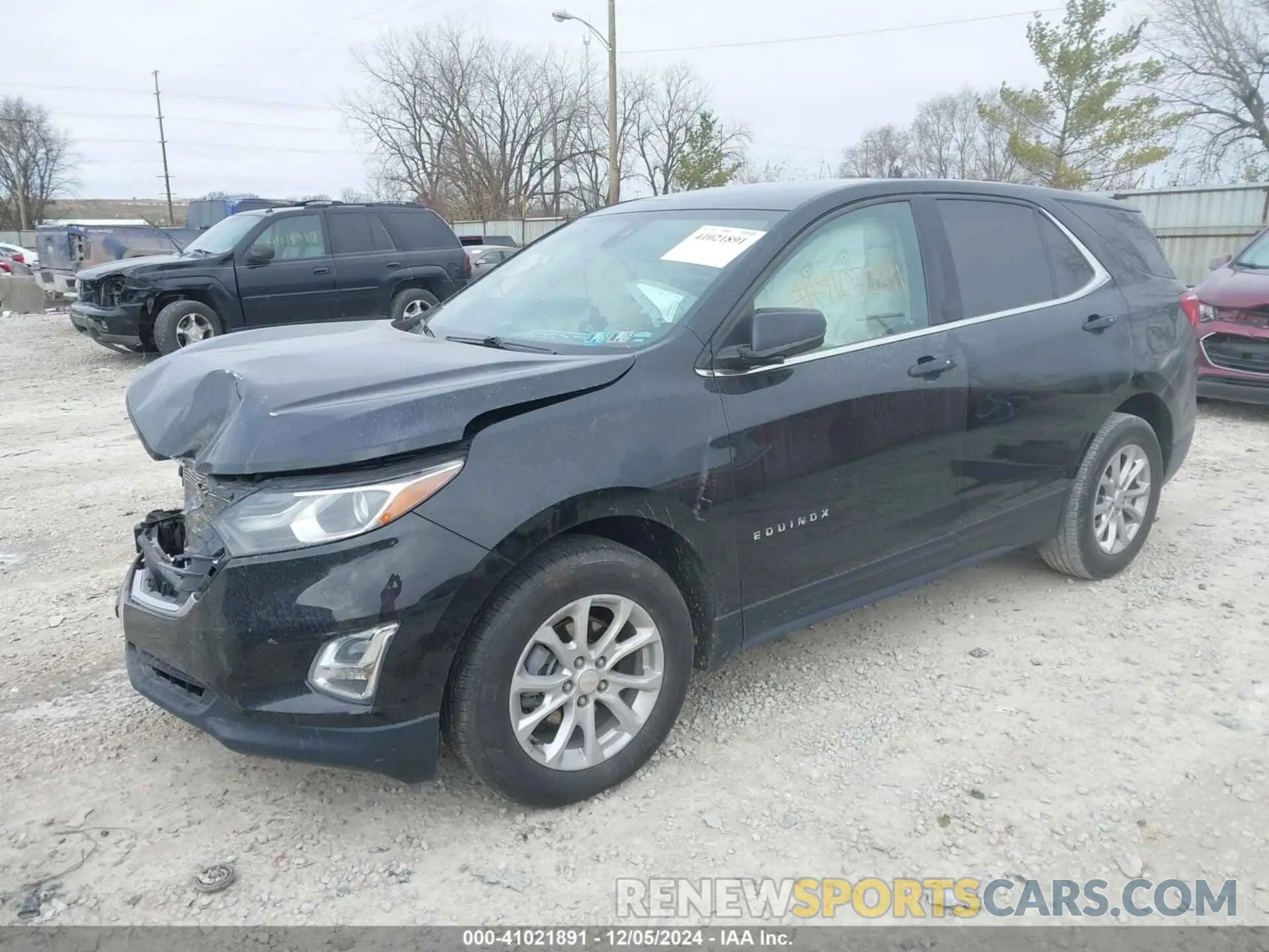 2 Photograph of a damaged car 3GNAXJEV8KL360401 CHEVROLET EQUINOX 2019