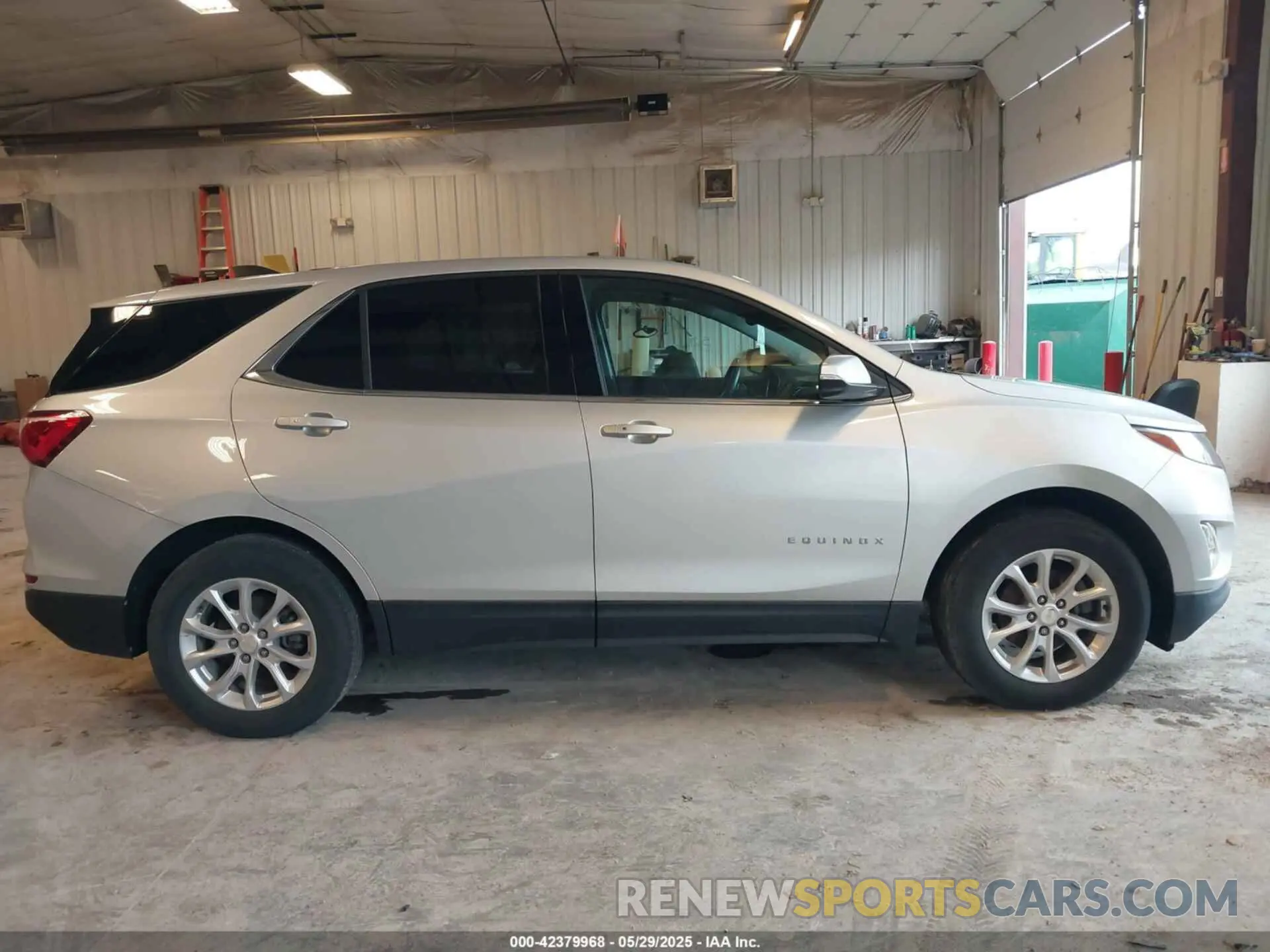 13 Photograph of a damaged car 3GNAXJEV9KS633657 CHEVROLET EQUINOX 2019