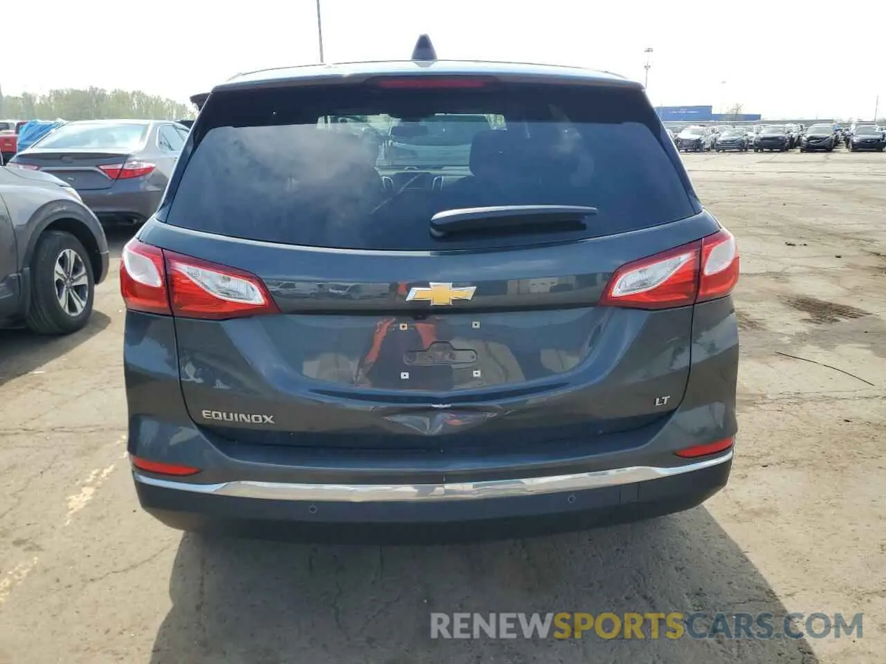 6 Photograph of a damaged car 3GNAXJEV9KS641614 CHEVROLET EQUINOX 2019