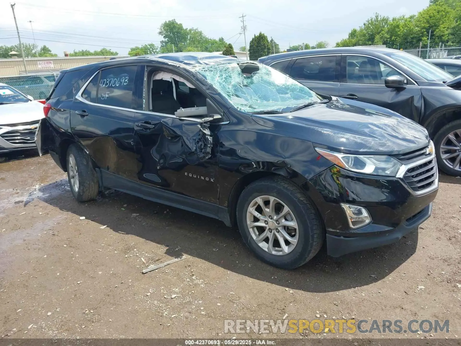 1 Photograph of a damaged car 3GNAXJEVXKL312978 CHEVROLET EQUINOX 2019