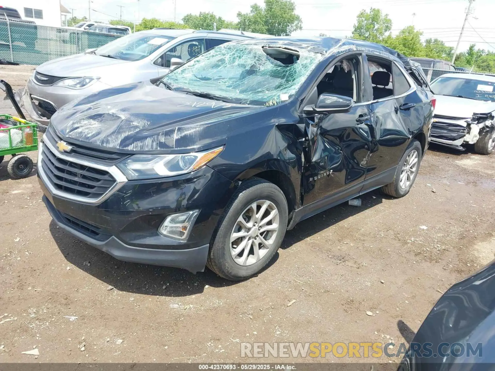 2 Photograph of a damaged car 3GNAXJEVXKL312978 CHEVROLET EQUINOX 2019