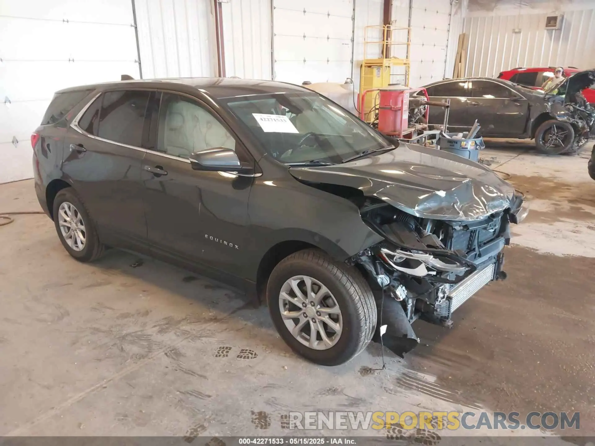 1 Photograph of a damaged car 3GNAXJEVXKS598594 CHEVROLET EQUINOX 2019