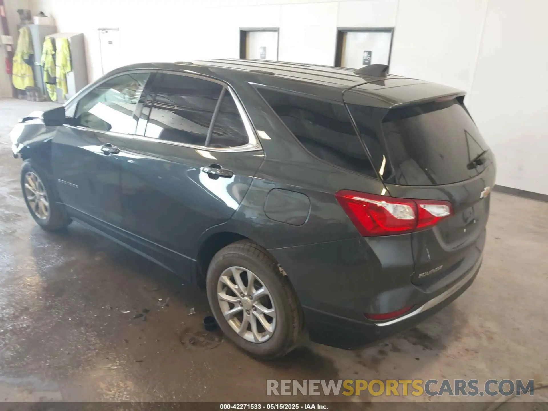 3 Photograph of a damaged car 3GNAXJEVXKS598594 CHEVROLET EQUINOX 2019