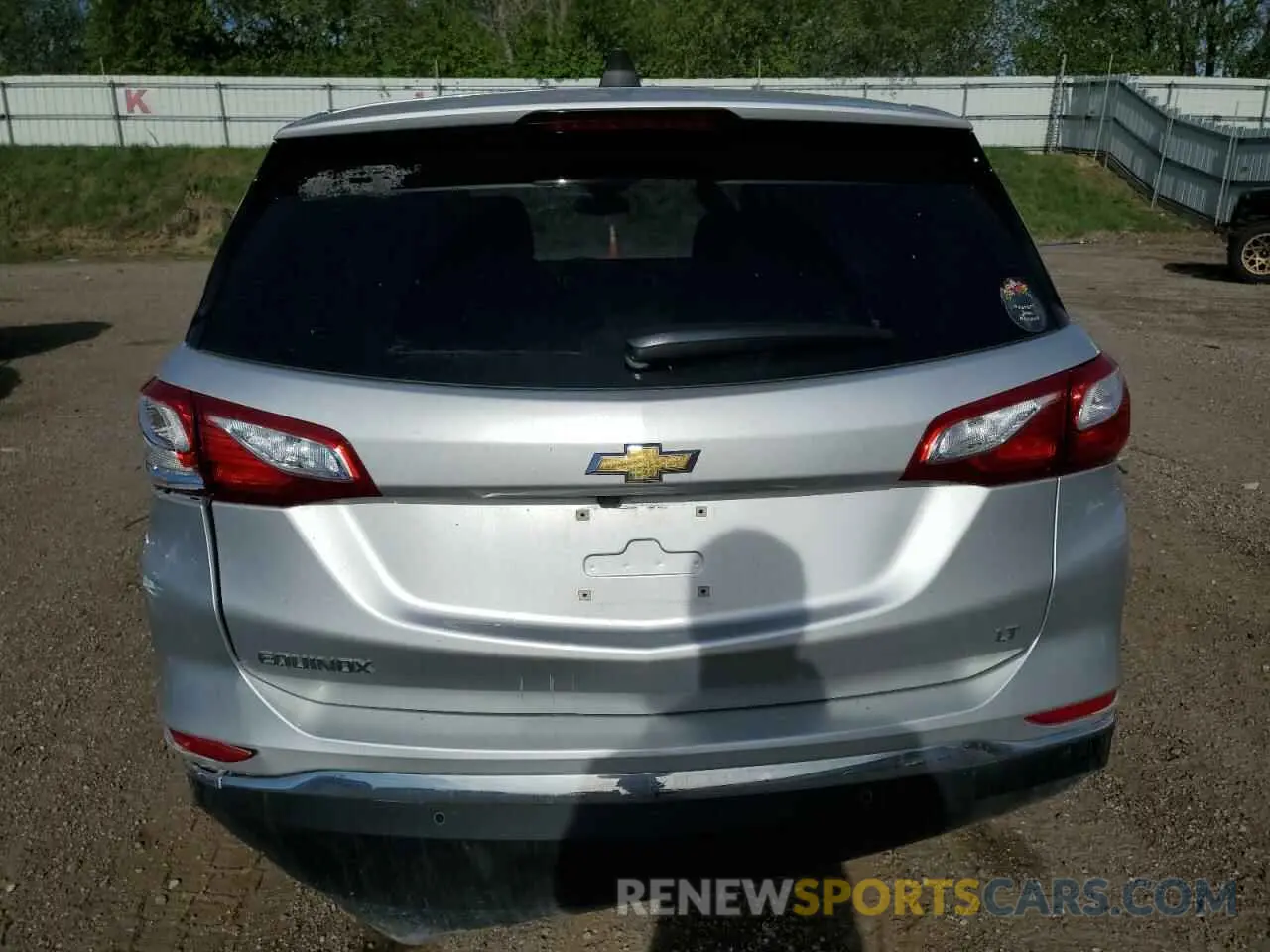 6 Photograph of a damaged car 3GNAXJEVXKS620352 CHEVROLET EQUINOX 2019