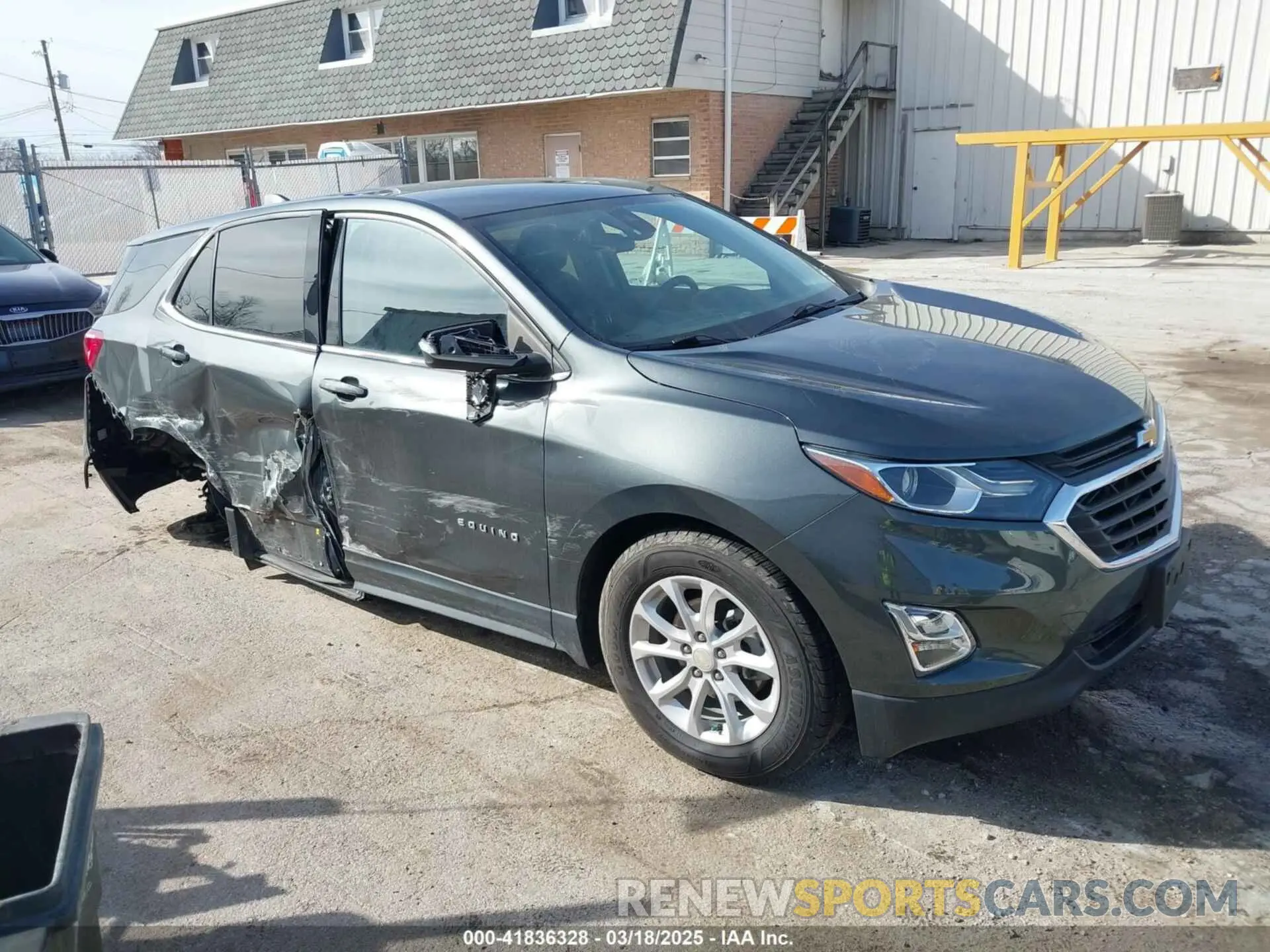 1 Photograph of a damaged car 3GNAXJEVXKS629083 CHEVROLET EQUINOX 2019