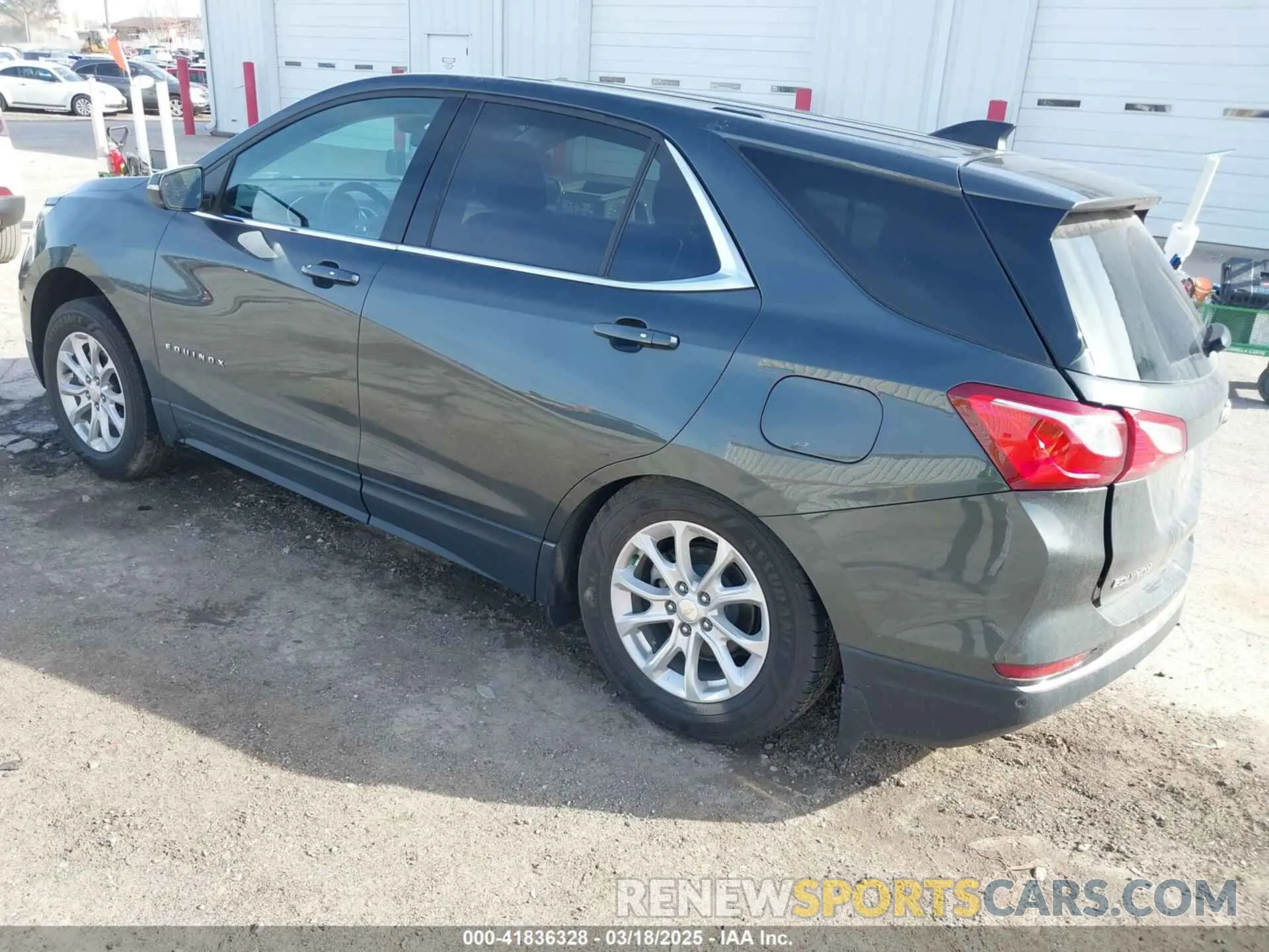 3 Photograph of a damaged car 3GNAXJEVXKS629083 CHEVROLET EQUINOX 2019